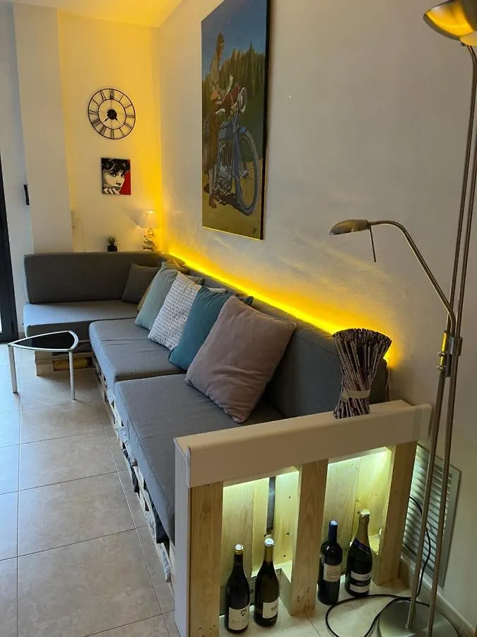 Appartement Standing 58M Plage A 3Mn En Voiture Rosas 0*,  España
