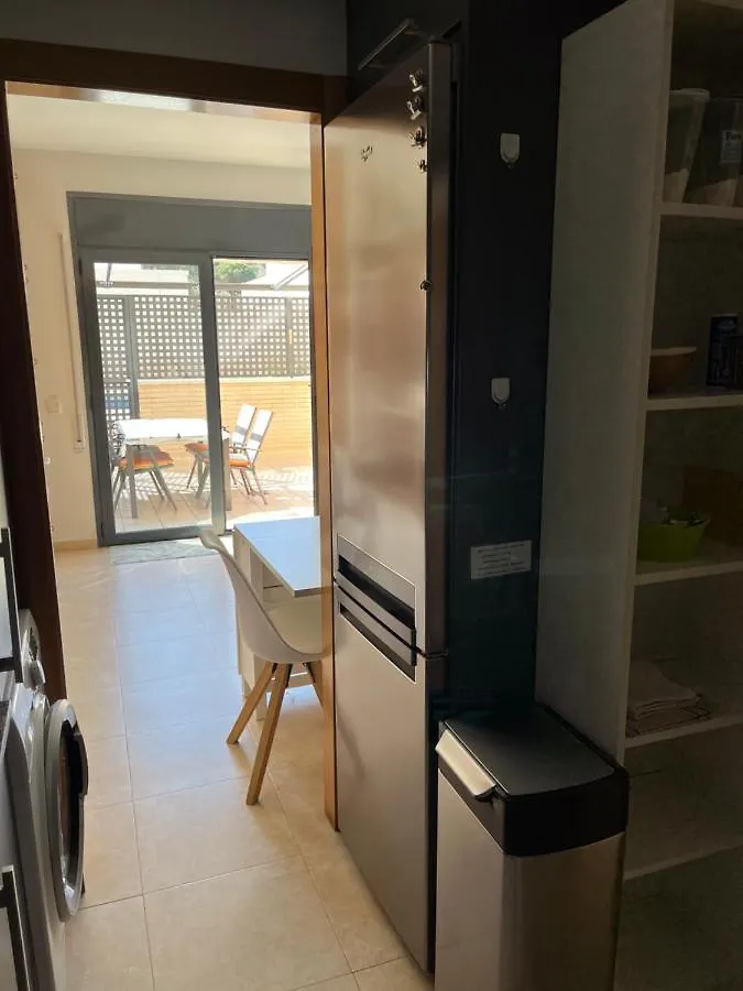 Appartement standing 58m plage à 3mn en voiture Roses