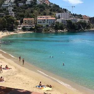  Apartamento Pere Rahola - En La Playa De Canyelles Con Vistas Esplendidas - Terraza - Wifi